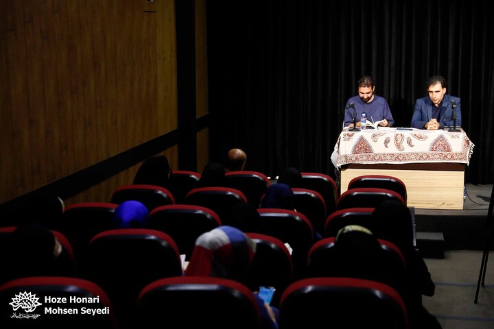 دوشنبه ها به وقت کتاب