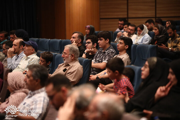 در حلقه رندان