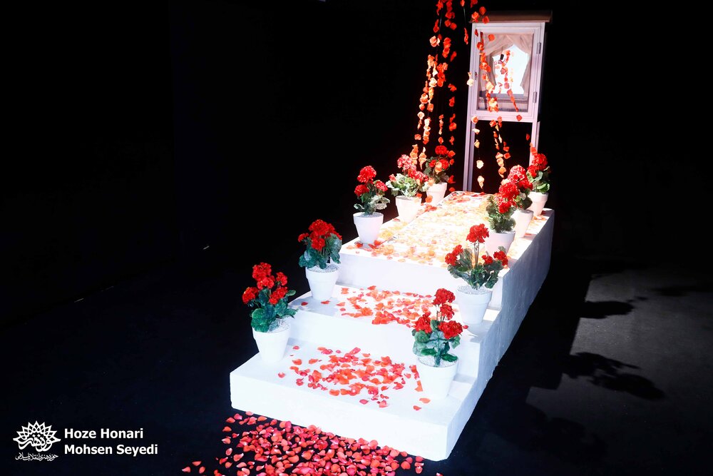 از گلبرگهایی که از عروج شهید میگویند تا آینه حجله