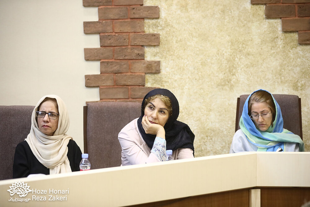 از حکایت روبَه بی دست و پای تا جوانمردی حاتم طائی