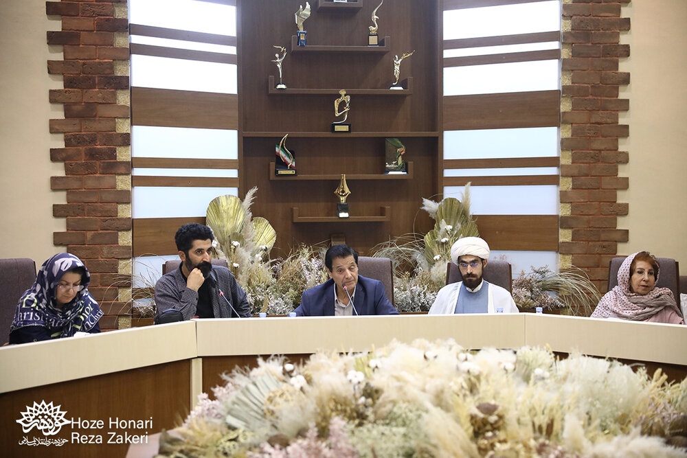 از حکایت روبَه بی دست و پای تا جوانمردی حاتم طائی