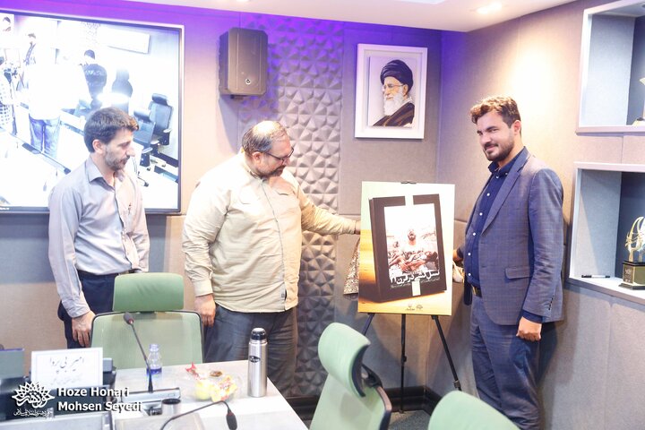 رونمایی کتاب