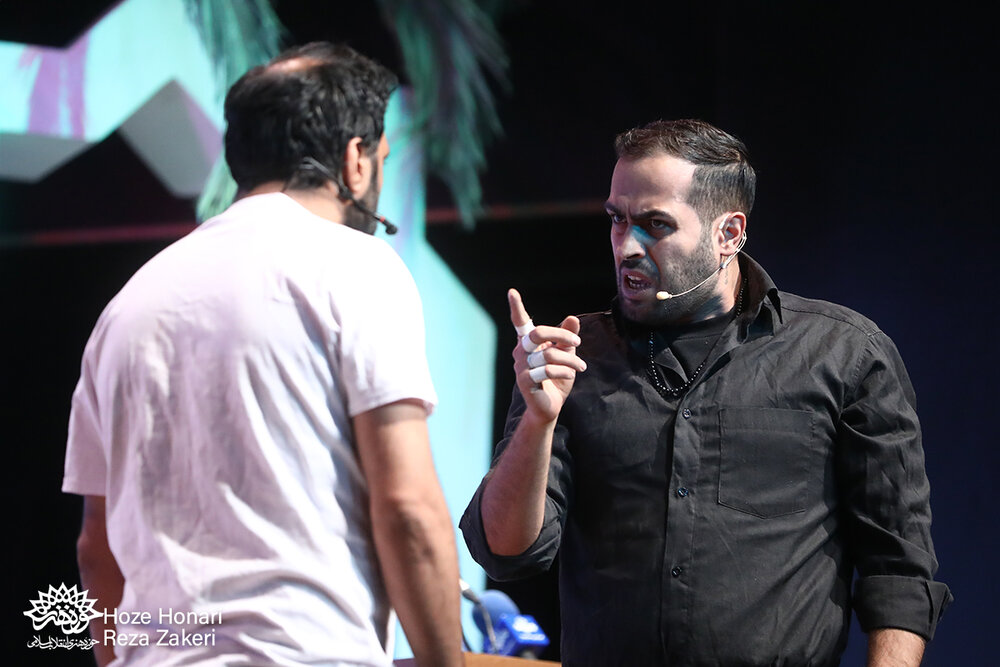 باید در مکتب سیدحسن نصرالله درس ولایت فقیه بگیریم