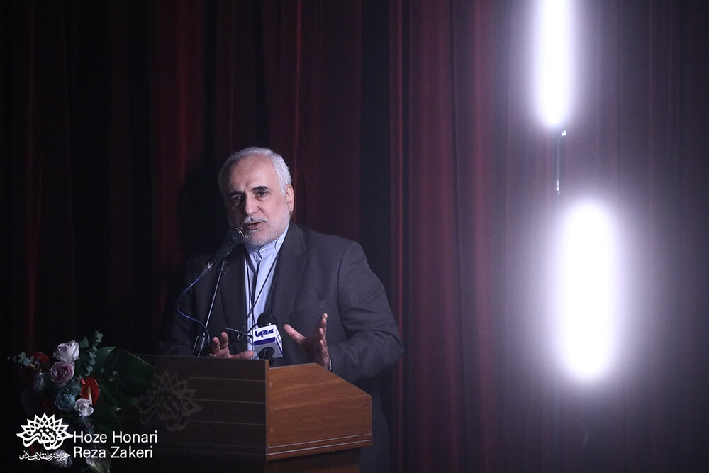 قدیریان: تصمیم گرفتم نقاش نباشم