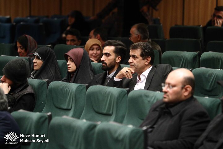 رونمایی از مستند «مشت در نمای درشت»