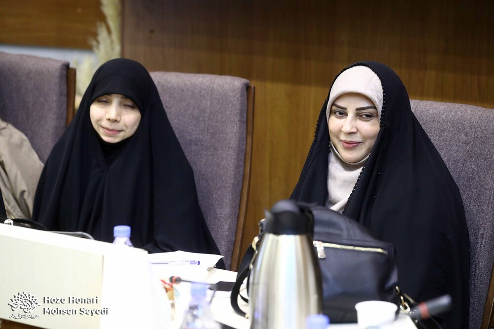 گروه هنر مقدس از مقاومت زنان خواهد گفت