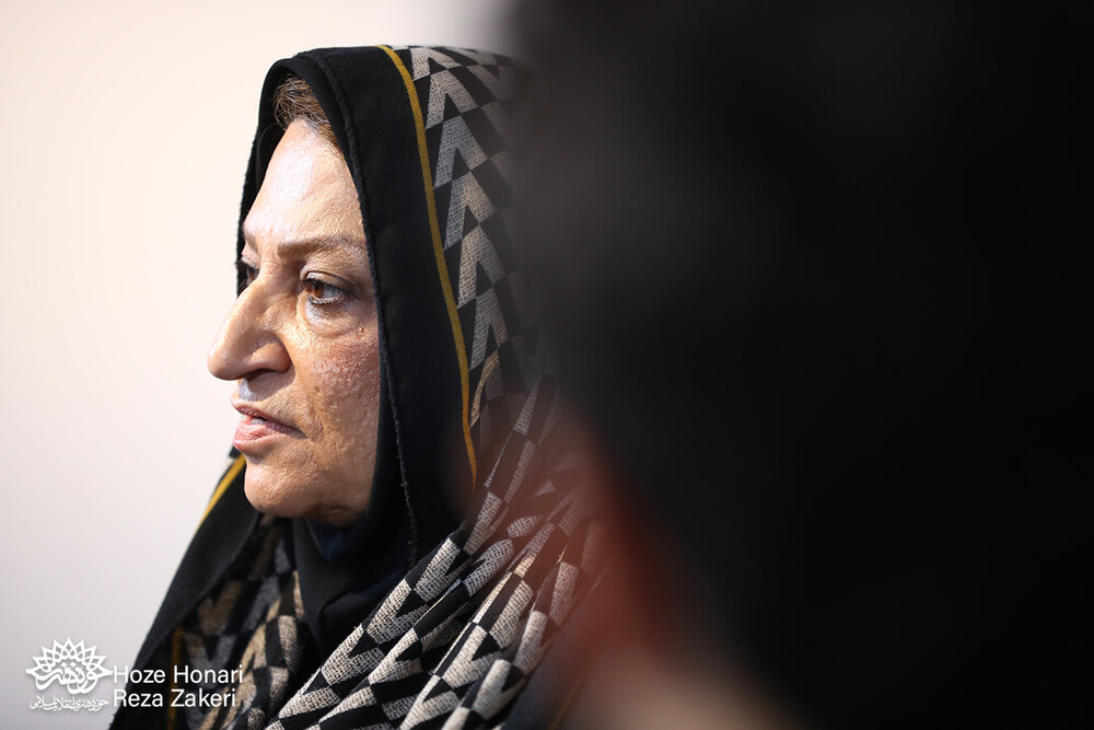 راضیه تجار؛ از«بانوی آبیها» تا «کوچه اقاقیا»