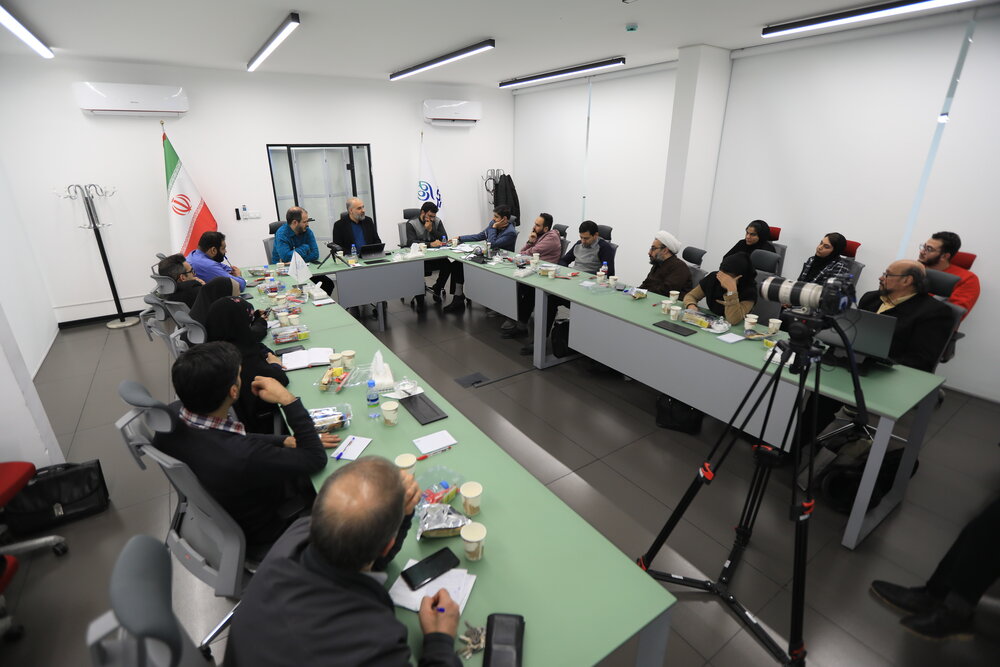 نقش حکمرانی در نظام مصرف کالای فرهنگی کودک و نوجوان چیست؟/ سرگرمی در جامعه امر فراغتی بیهوده تلقی میشود