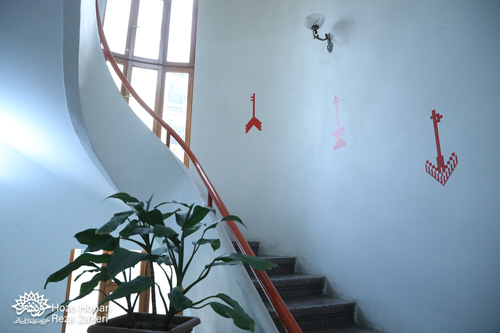 چه با پایم چه با جنازهام، بازخواهم گشت