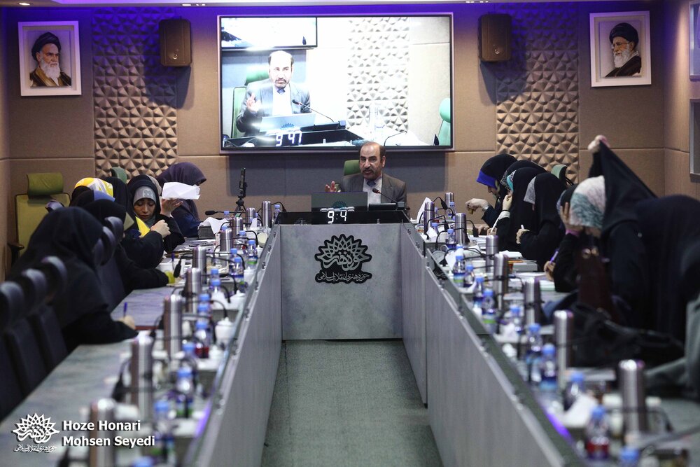 ماندگاری آثار ادبی در گرو روایت است