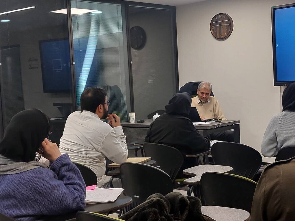 شناخت ارزشهای هنر ایرانی در دوره تخصصی نمادشناسی