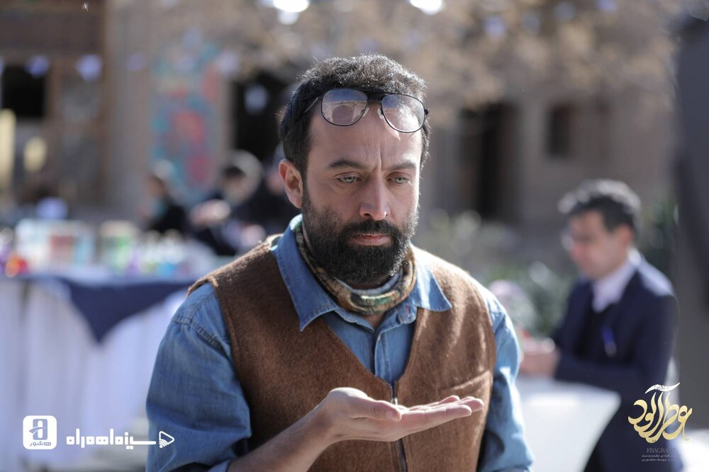 اکران آنلاین «عطرآلود» در «سینماهمراه» و «هاشور»