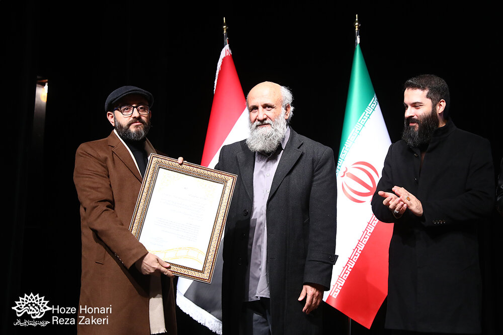 این خطوط ساده آثار«کمال شریف»/ سرّ موفقیت آثار هنری را میدانید؟