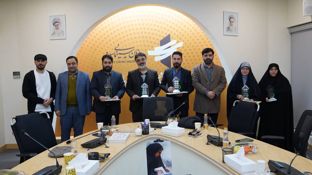 دوره نویسندگی مزین به نام و یاد شهید