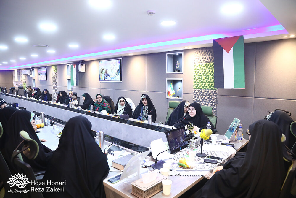 بیشترین هدف اسرائیل نابودی زنان است