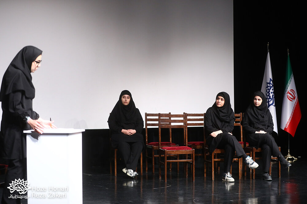 راههای شکلگیری هویت عشق از خانواده تشریح شد