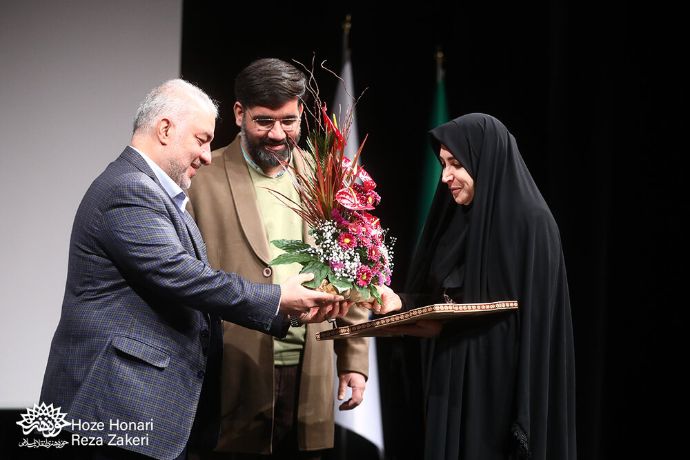 راههای شکلگیری هویت عشق از خانواده تشریح شد