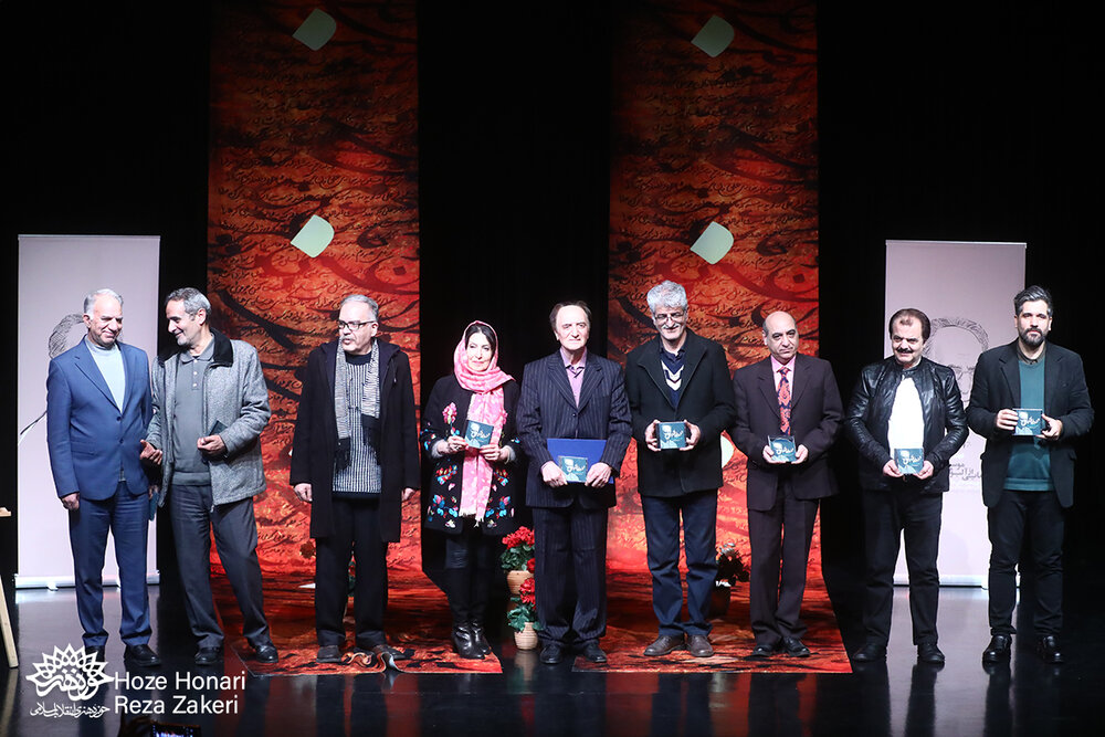 «تخت طاقدیس» در حوزه هنری طنین انداز شد