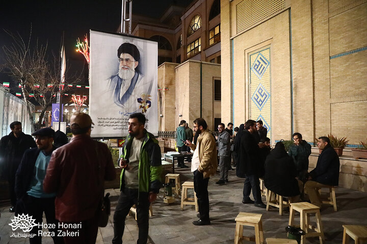 شب دوم اکران در حوزه