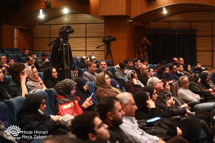 در حلقه رندان