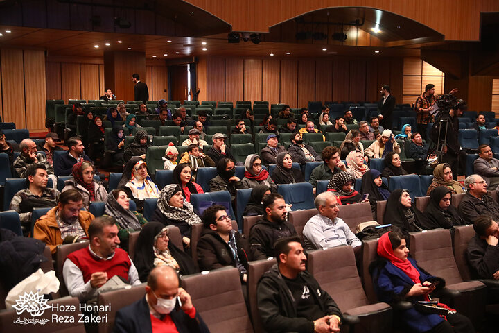 در حلقه رندان