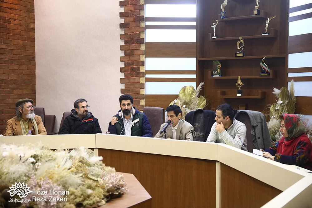 جهان، جهان وحدت بودها و کثرت نمودهاست