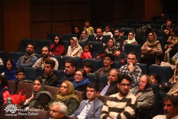 کنسرت نمایش هیچانه خوانی
