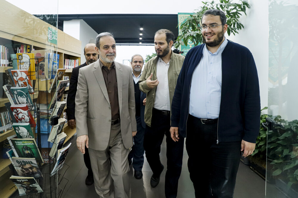 بازدید رئیس سازمان امور اجتماعی کشور از کارستان بهارستان