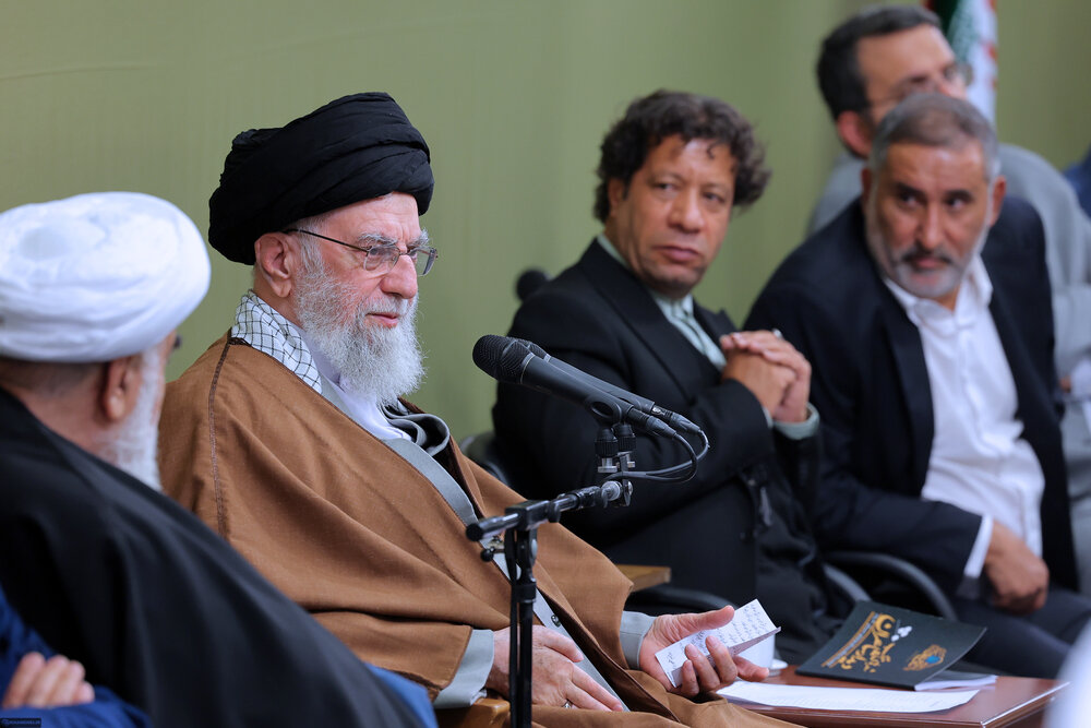 دوران ما میتواند سعدی آفرین باشد