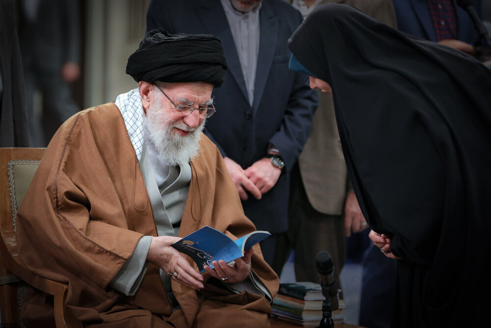 دوران ما میتواند سعدی آفرین باشد