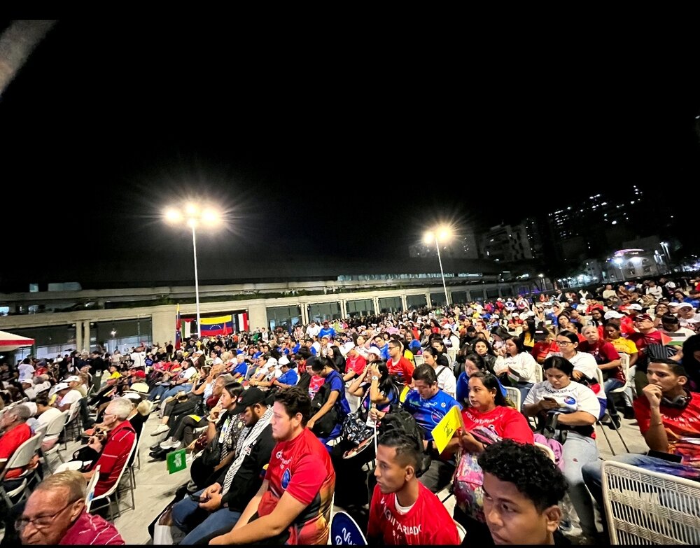 اکران مقاومت در کاراکاس