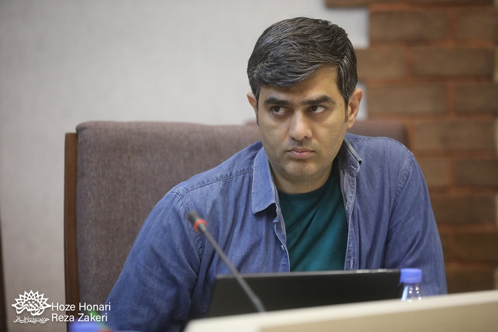 باید روایت صبر بسازیم