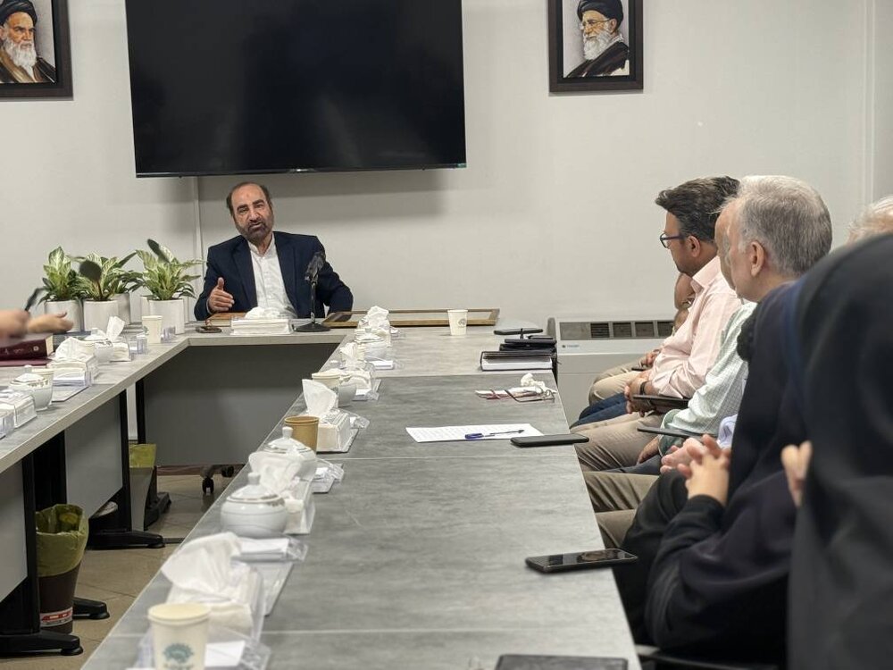 همه پدیدههای هستی مدیون معلم هستند