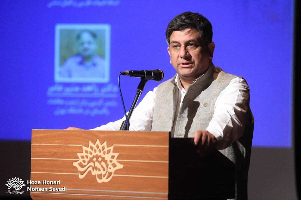 تا به خودباوری نرسی به خودباروری نمیرسی