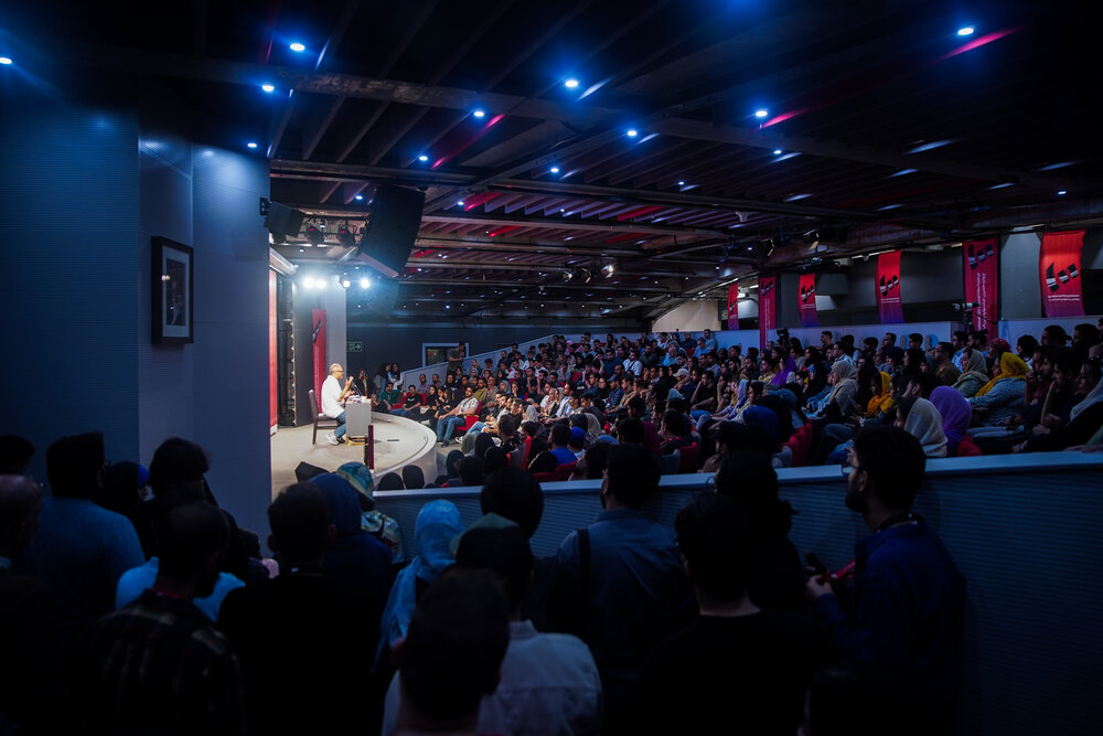 اساتید کارگاههای جشنواره ۱۰۰ معرفی شدند/ از کار در سینما احساس خوشبختی میکنم