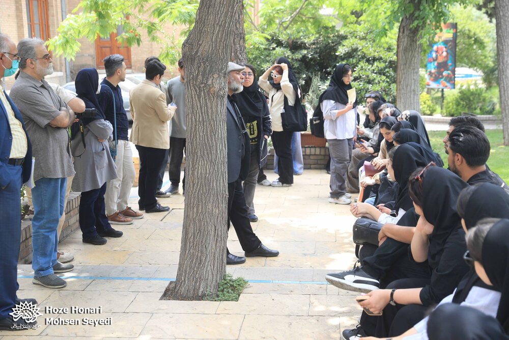 ۸۰ دانشجوی دانشگاه آزاد از حوزه هنری بازدید کردند