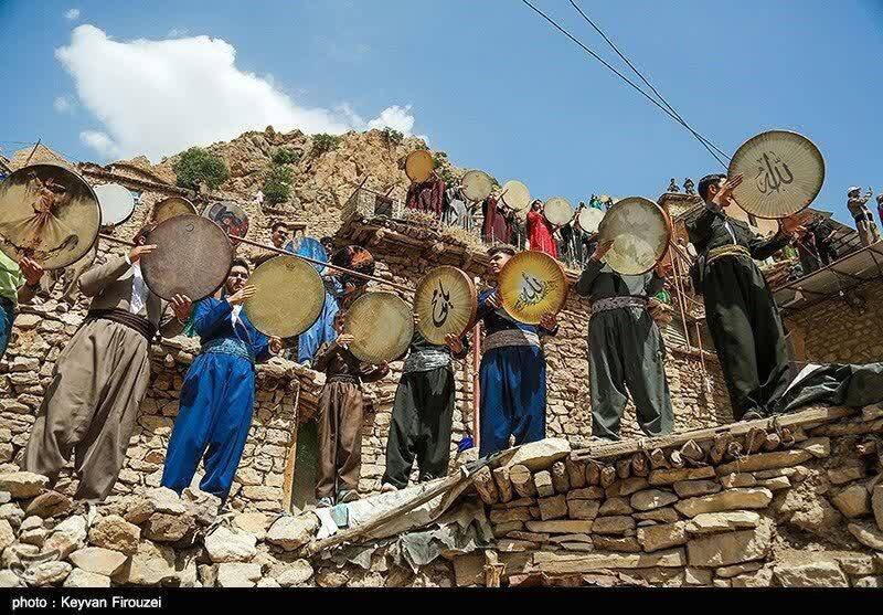 طنین نوای عرفانی «۱۰۰۰ دف» در روستای تاریخی پالنگان