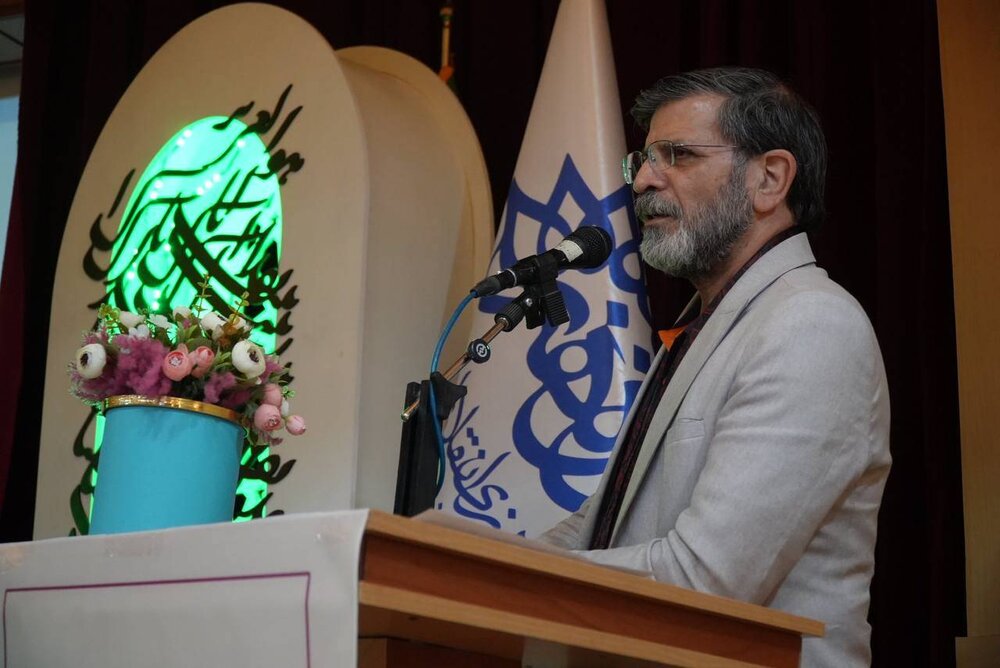 «اردیبهشت پارسی» در زنجان به پایان رسید