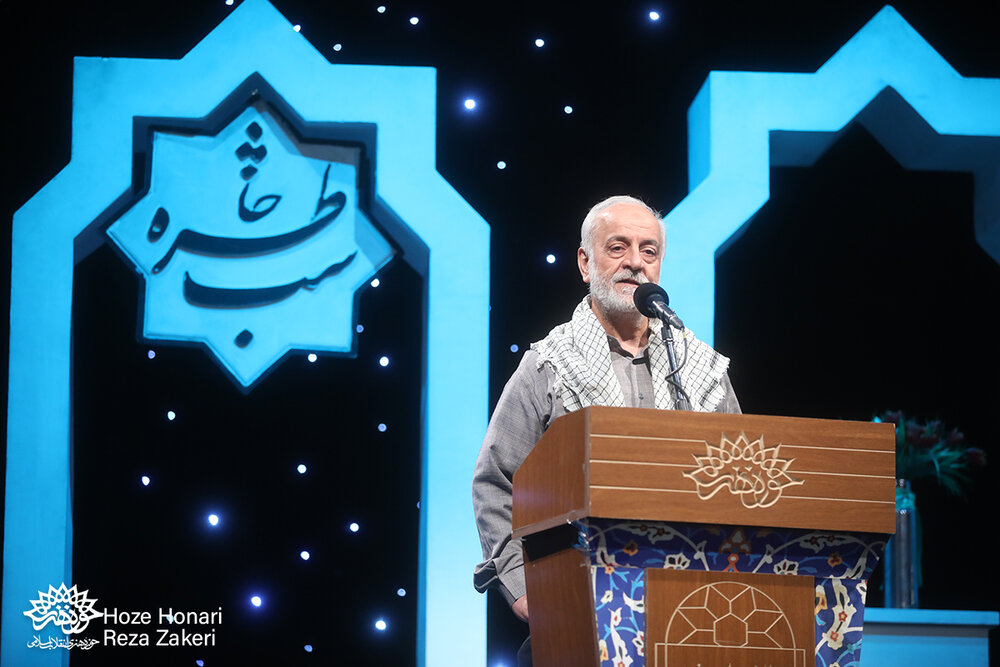 ما همه چیز را دادیم تا خمینیِ عزیز بماند