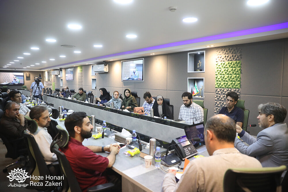 آرزوی قدرتمندان دنیا برای زبان فارسی چیست؟