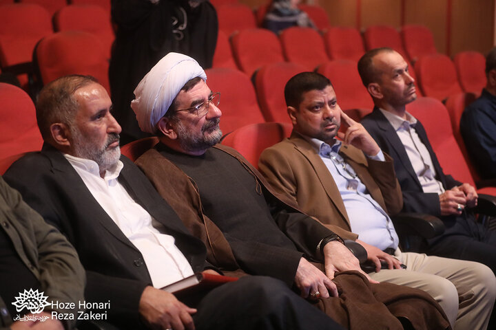 محفل شعر«به رسم سرو»