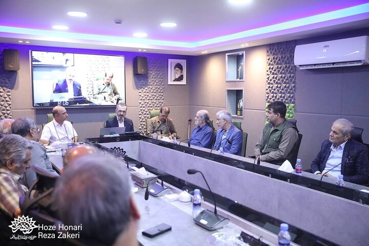 نشست شاعران در «دیدار ماه»