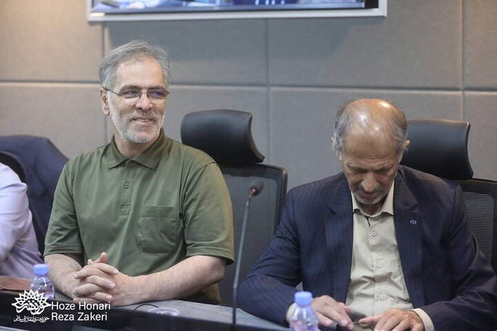 نشست شاعران در «دیدار ماه»