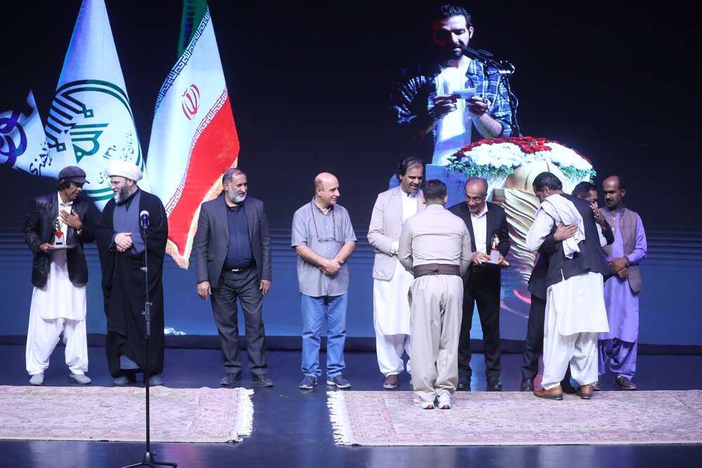 اقوام و مذاهب در جنگ با اسرائیل یک اتحاد شیرین را تجربه کردند/ معرفی برگزیدگان کنگره شعر قدسیان