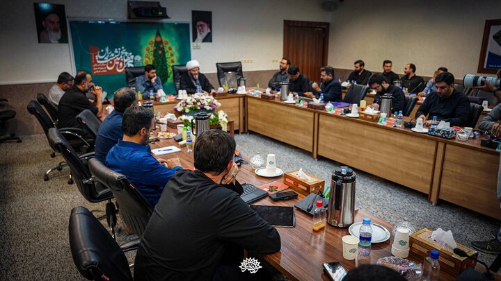 تأکید بر تغییر آرایش و توجه به سرمایه انسانی در نشست مدیران مراکز استان