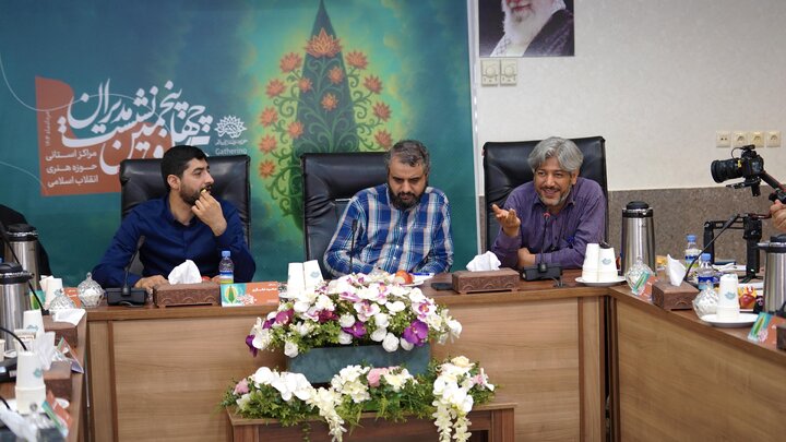 فرصت جنگ برای هنرمند و حوزه هنری