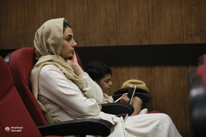 دوشنبه ها به وقت کتاب