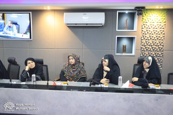 نقد رمان بشری صاحبی