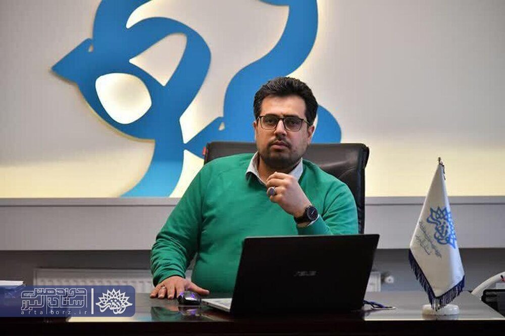 نگارش هشت کتاب زندگینامه شهدا