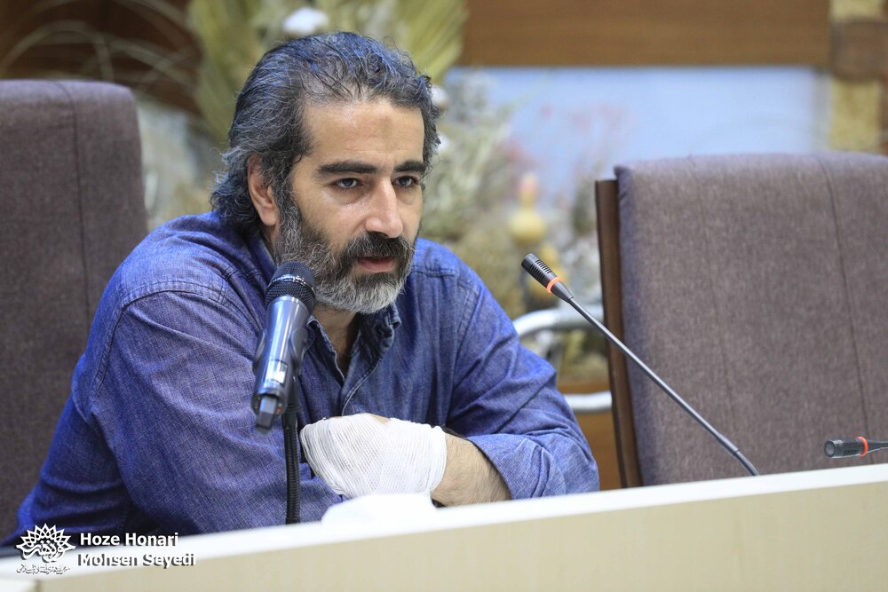 نگاه بیهقی بر اساس خاطره‌گویی است، نه تاریخ‌نگاری